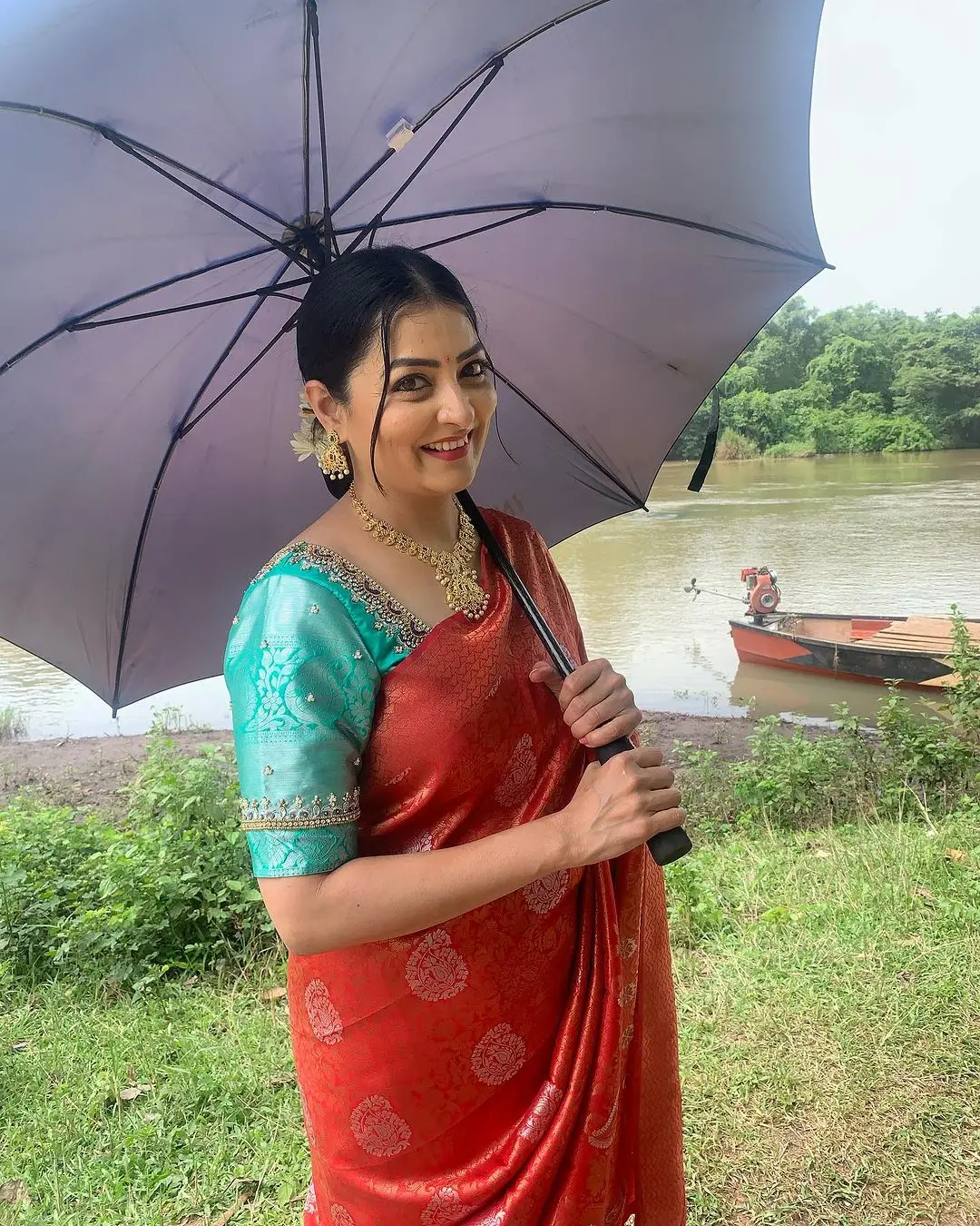 ETV Abhiruchi Madhuri Kandavalli In Traditional Orange Saree Blue Blouse